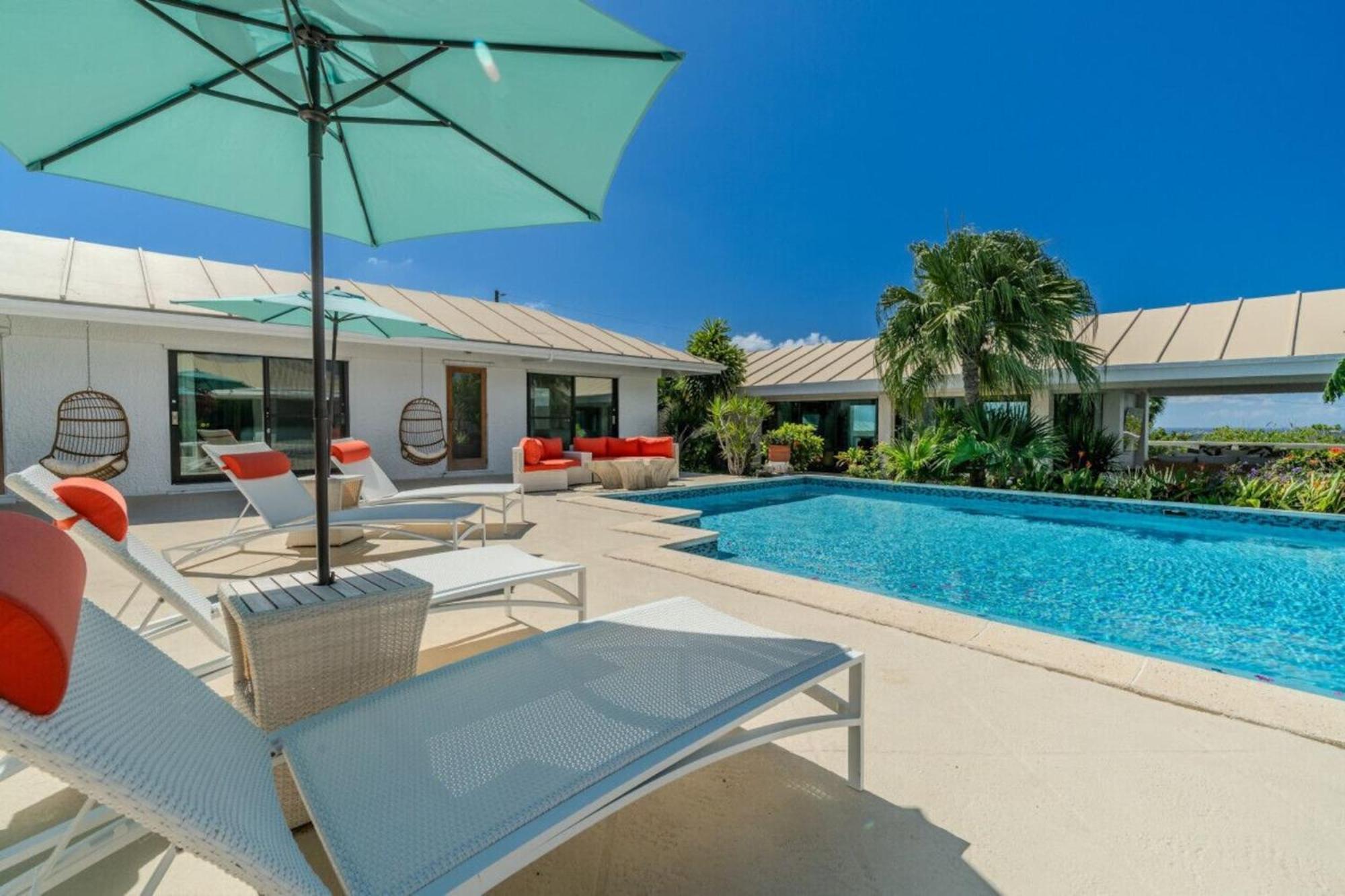 Royal Villa With A Huge Swimming Pool Cowell Battery Εξωτερικό φωτογραφία