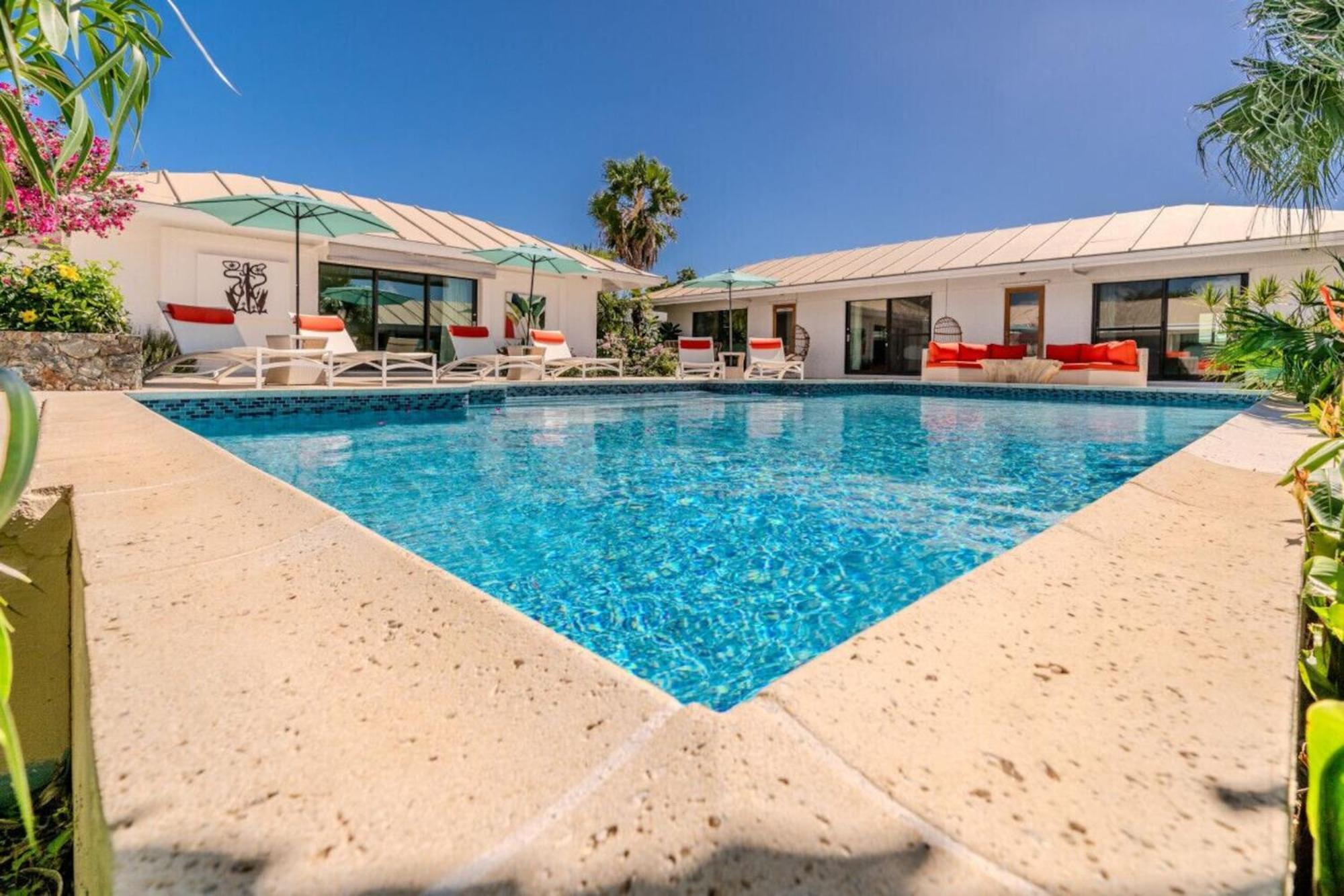 Royal Villa With A Huge Swimming Pool Cowell Battery Εξωτερικό φωτογραφία