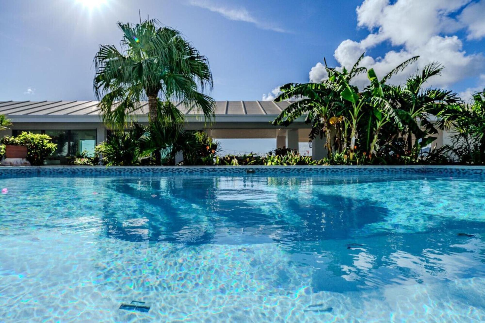 Royal Villa With A Huge Swimming Pool Cowell Battery Εξωτερικό φωτογραφία